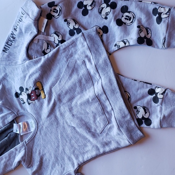 Disney Baby Mickey Mouse Sweat Set Size 12M NWT - Picture 1 of 7